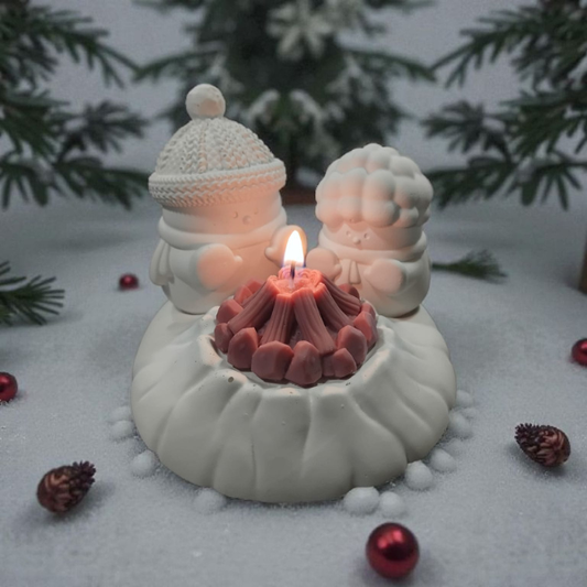 Hogar Invernal: Set Artesanal de Figuras en Resina Ecológica con Velas de Soja